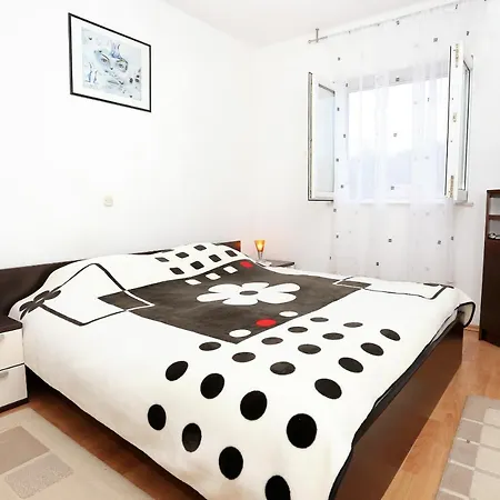Apartment Apartments By The Sea Drace, Peljesac - 10127 *